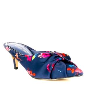 GIANNI BINI NWT Pink Red & Navy Blue Floral Print Heels – Size 7 Kitten Heel